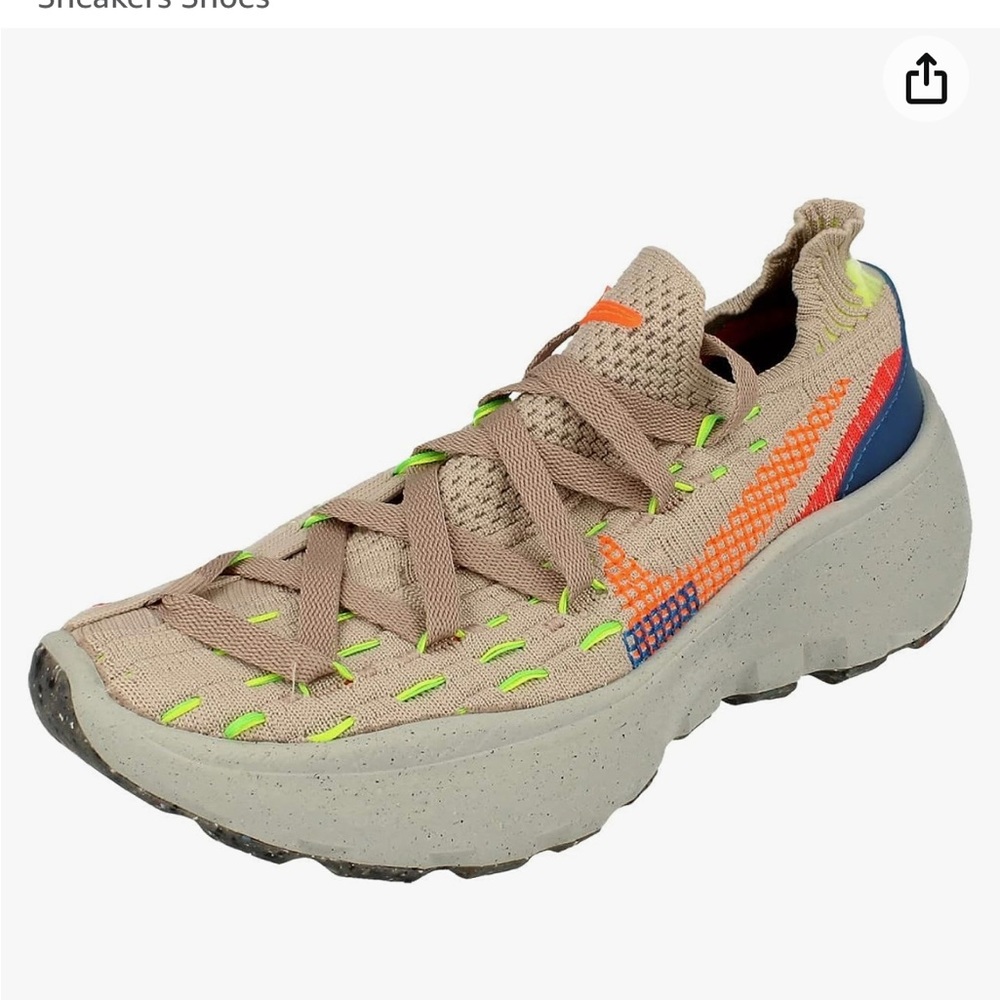Women’s nike space hippie shoe 04
